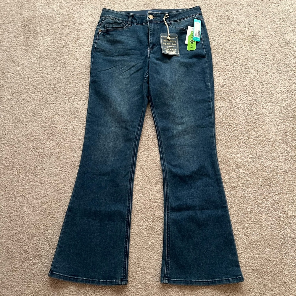 Democracy Jeans NWT